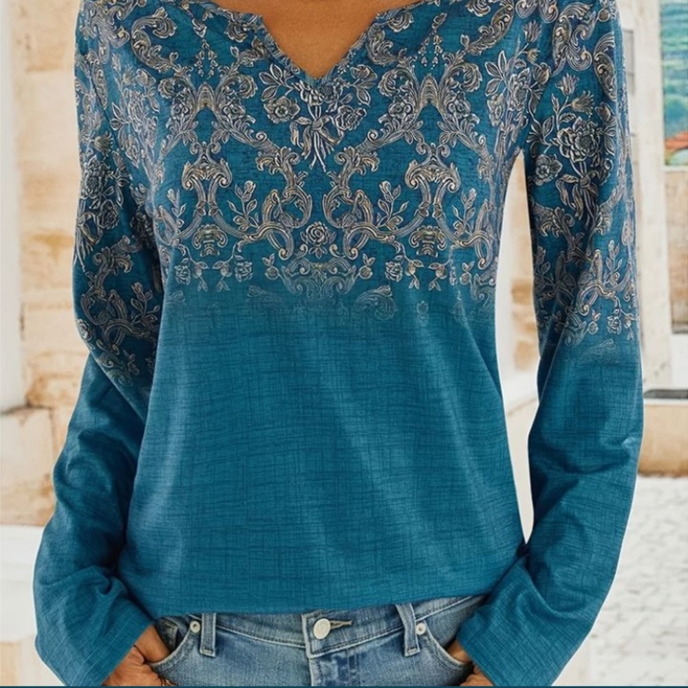 Women’s long sleeve T